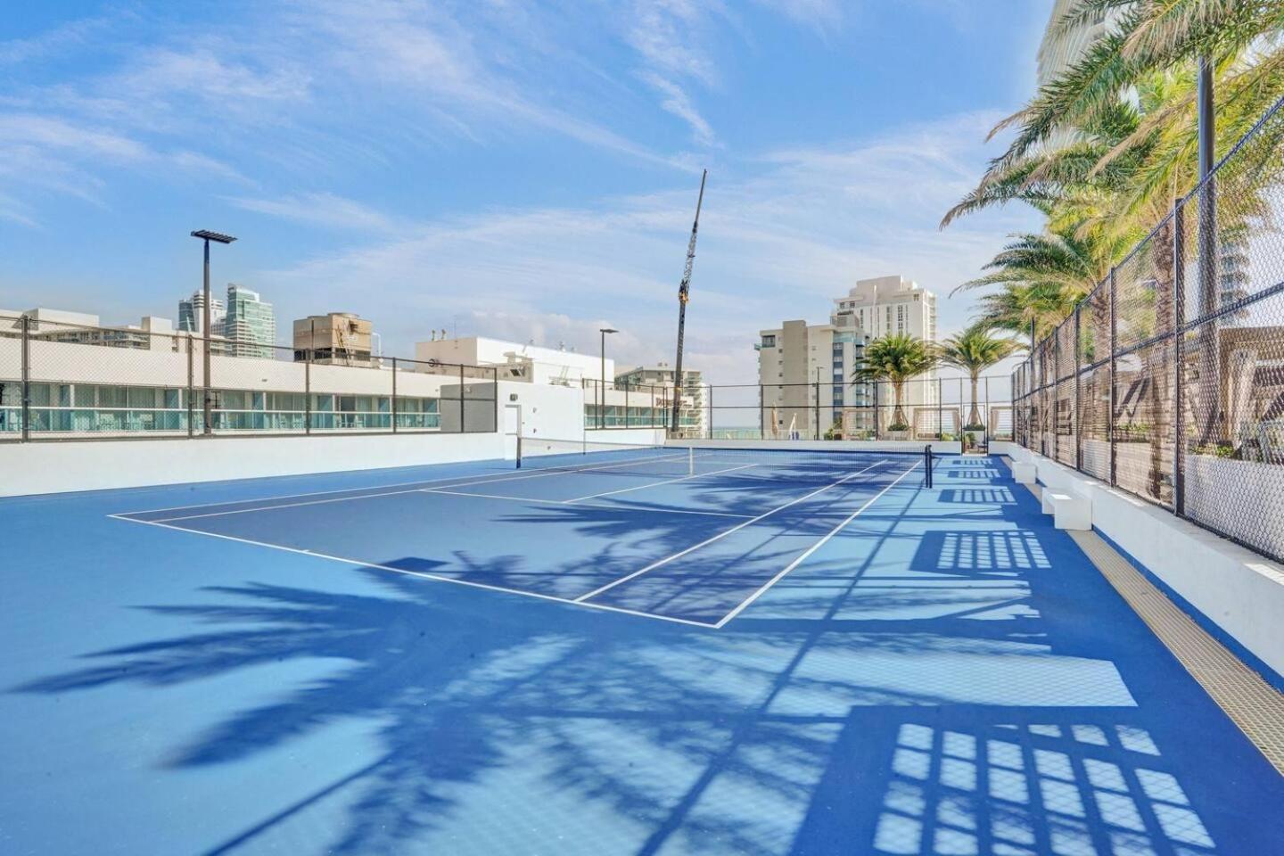 Amazing Apartments At H Beach House Χόλιγουντ Εξωτερικό φωτογραφία