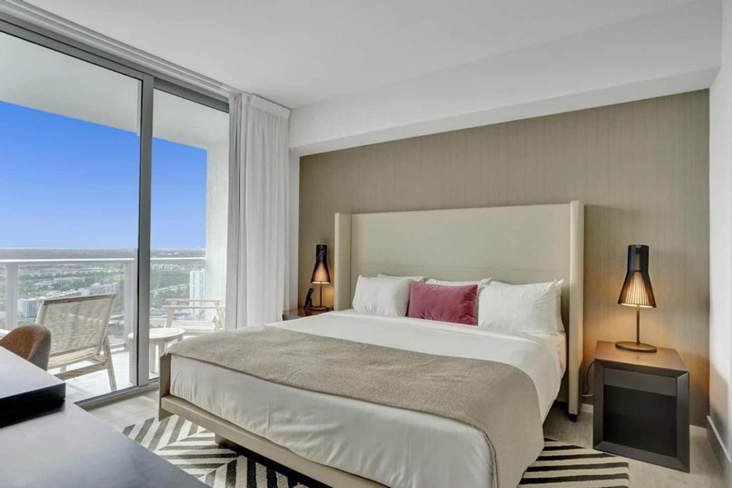 Amazing Apartments At H Beach House Χόλιγουντ Εξωτερικό φωτογραφία