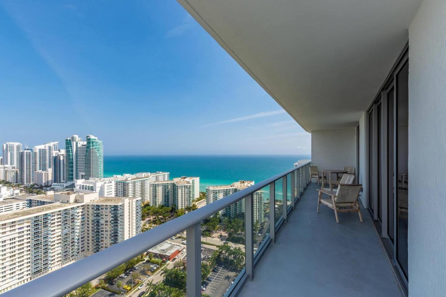 Amazing Apartments At H Beach House Χόλιγουντ Εξωτερικό φωτογραφία