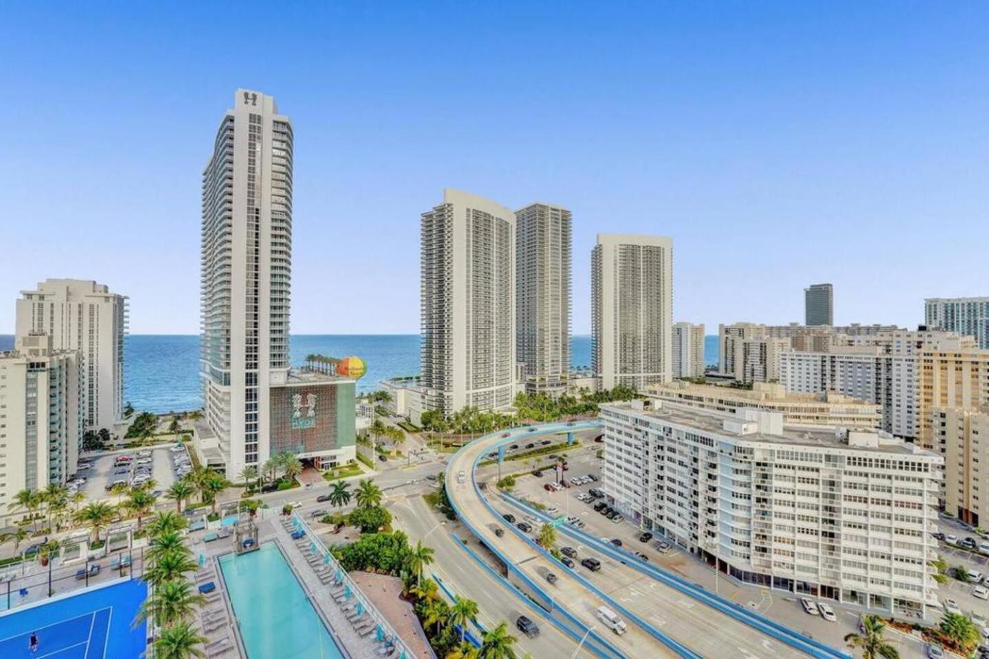 Amazing Apartments At H Beach House Χόλιγουντ Εξωτερικό φωτογραφία