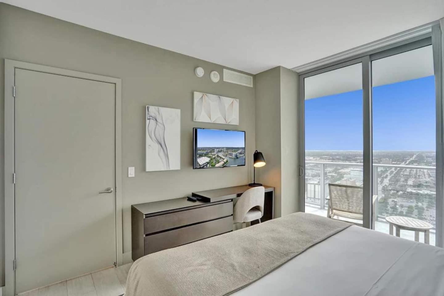 Amazing Apartments At H Beach House Χόλιγουντ Εξωτερικό φωτογραφία