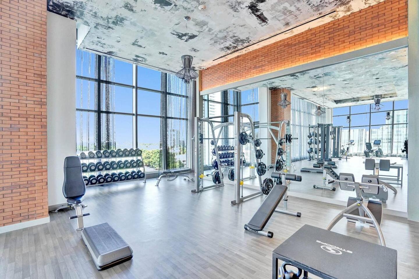 Amazing Apartments At H Beach House Χόλιγουντ Εξωτερικό φωτογραφία