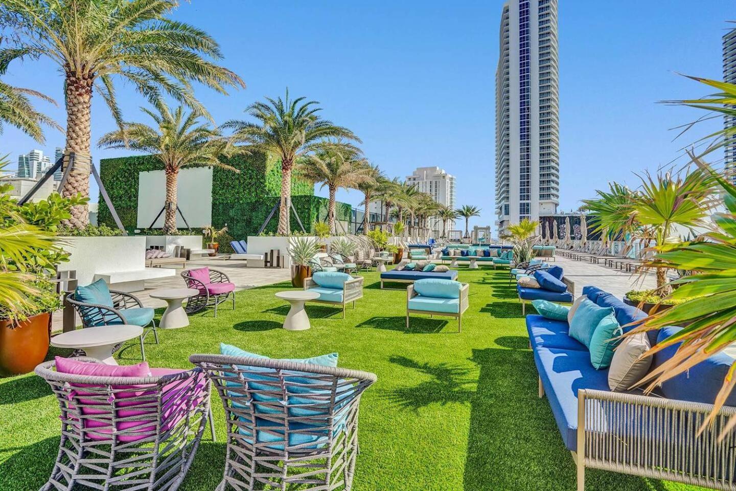 Amazing Apartments At H Beach House Χόλιγουντ Εξωτερικό φωτογραφία