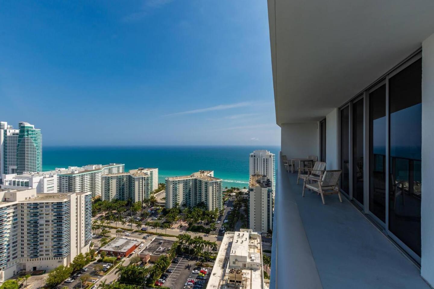 Amazing Apartments At H Beach House Χόλιγουντ Εξωτερικό φωτογραφία