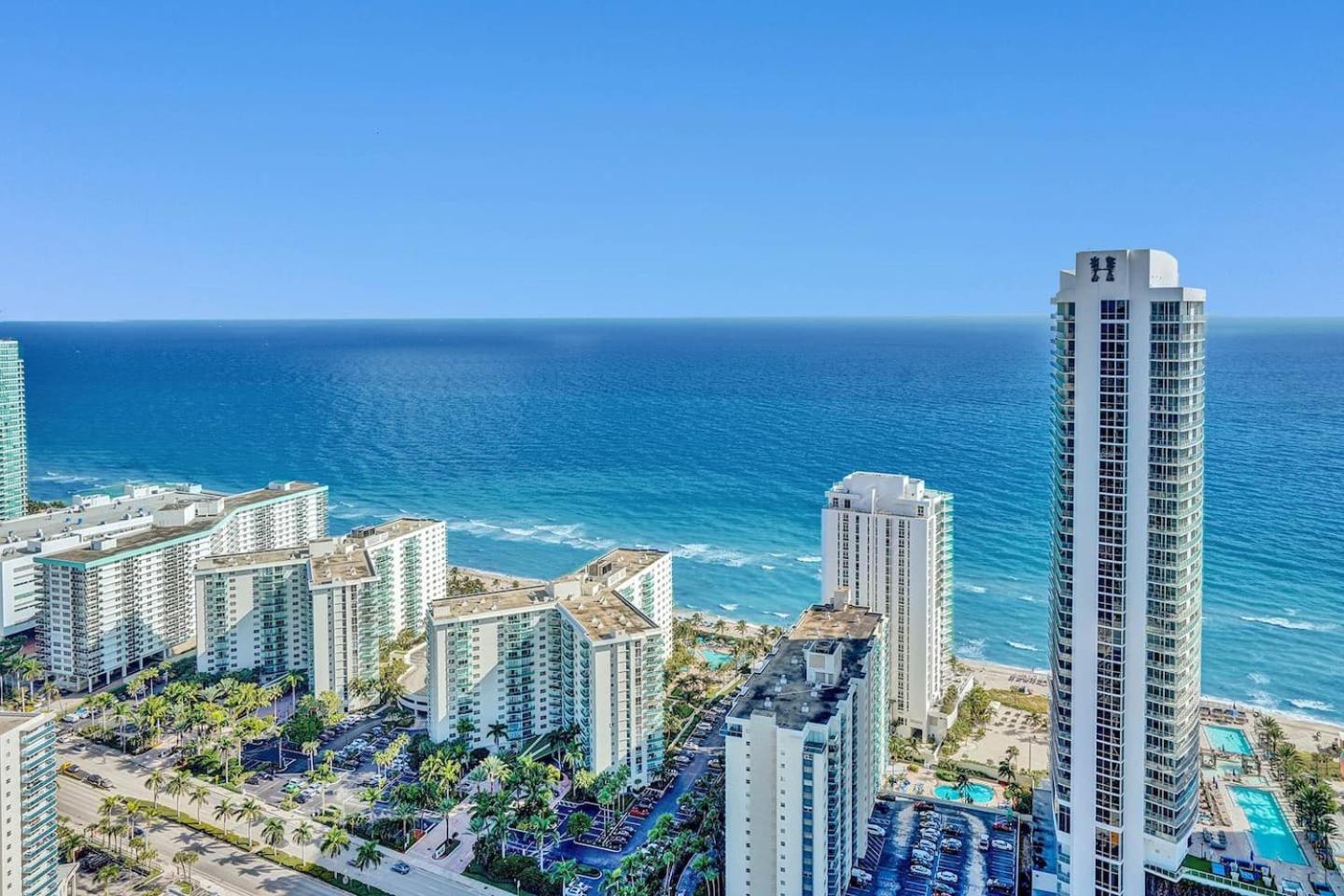 Amazing Apartments At H Beach House Χόλιγουντ Εξωτερικό φωτογραφία